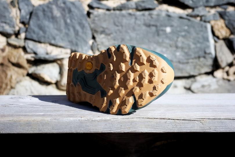 New Balance Fresh Foam Hierro V9, les crampons Vibram