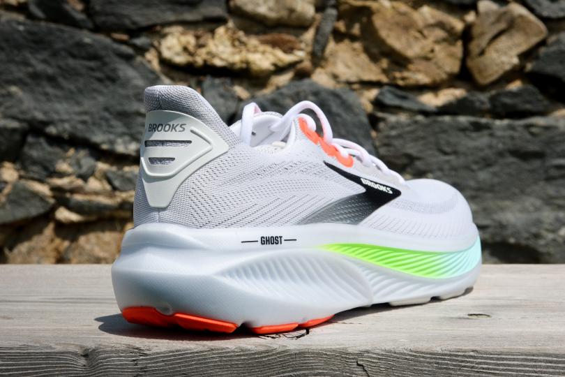 Brooks Ghost 17, vue arrière