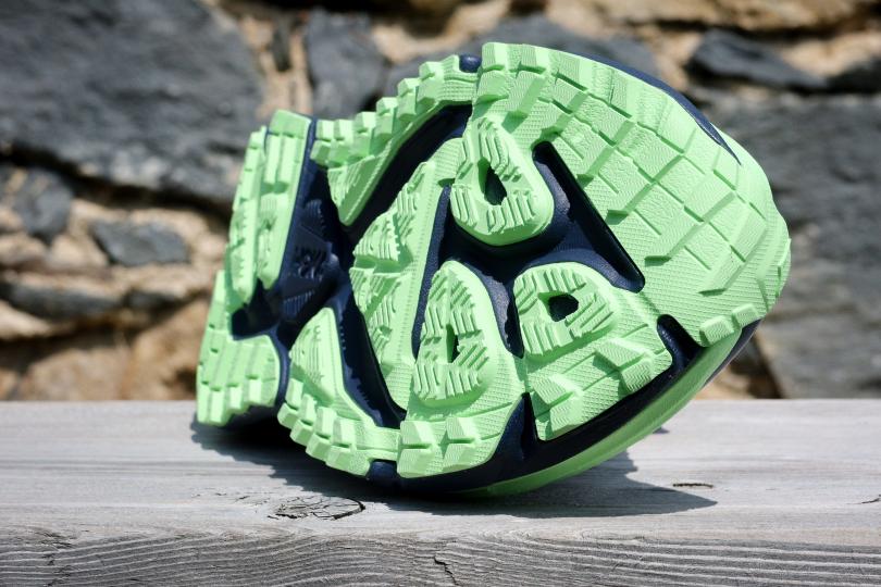 Les crampons de la Hoka Stinson 7