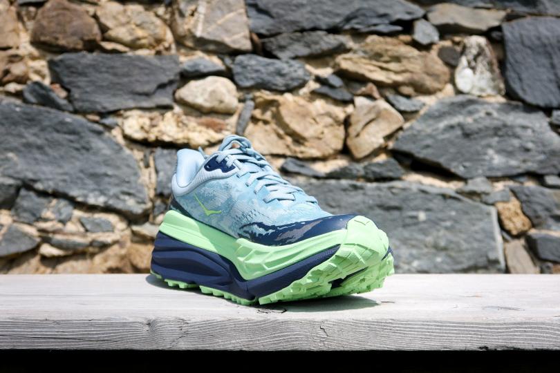 La Hoka Stinson 7, vue 3/4 avant