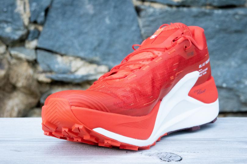 Vue 3/4 avant de la Salomon  S/Lab Pulsar 4