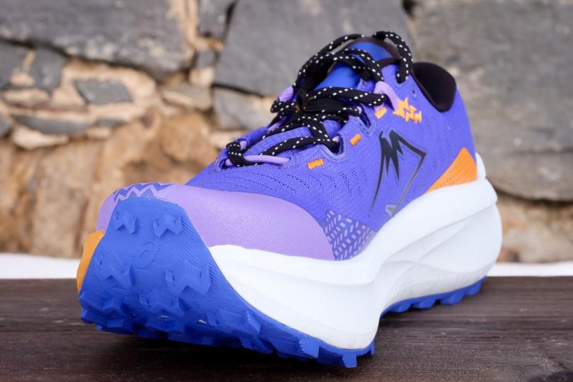 La Asics Trabuco Max 5, vue avant