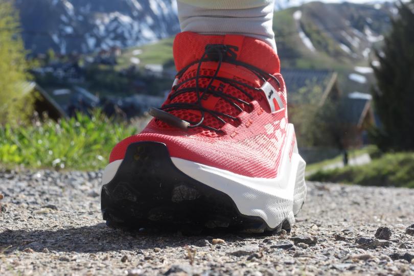 Salomon Ultra Glide 4