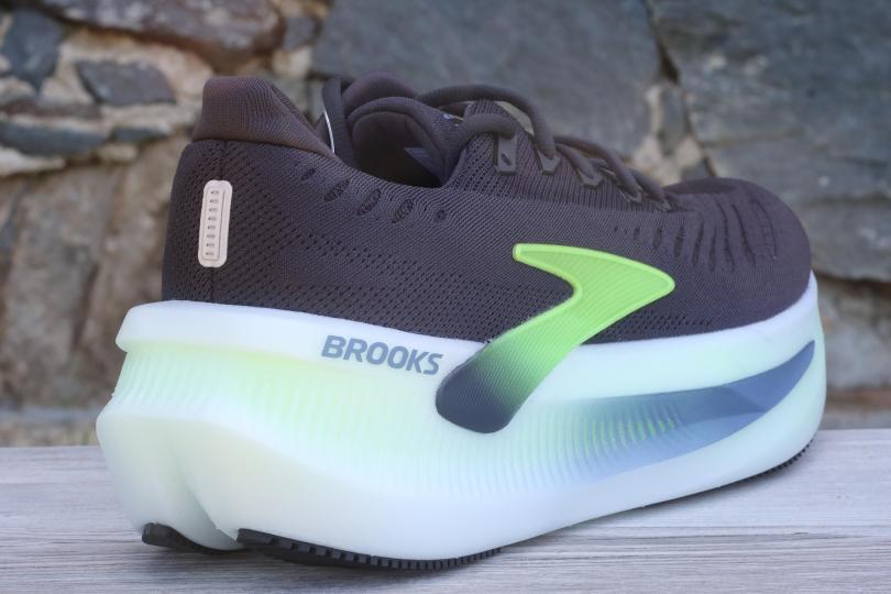 La Brooks Glycerin Max 2, vue 3/4 arri&egrave;re