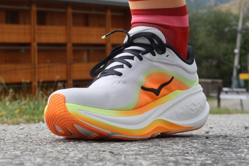 RunMag, Hoka Clifton Pro. Test terrain, vue 3 quarts