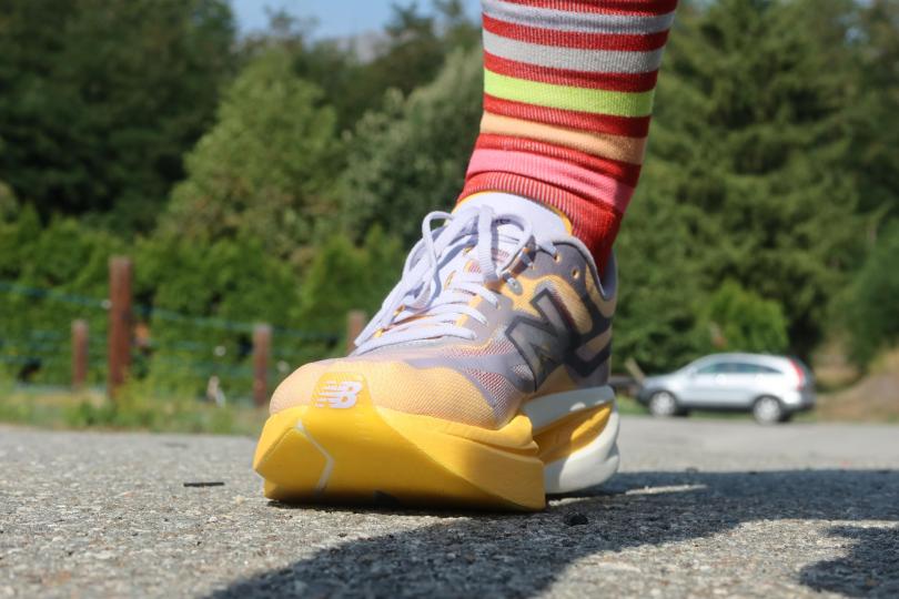 RunMag, New Balance SC Elite V6. Test terrain, vue de devant