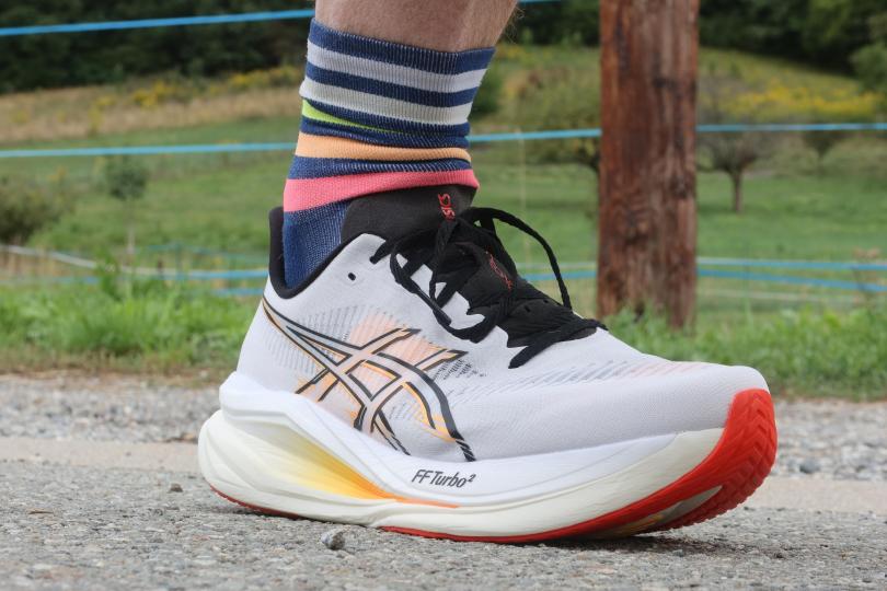 RunMag, Asics Sonicblast 2. Le test terrain, 3/4 externe