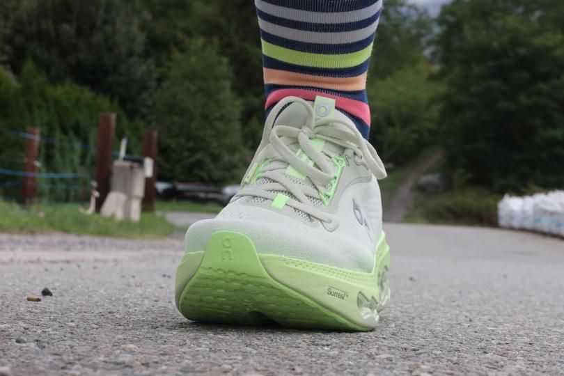 RunMag, On-Running Cloudsurfer 3. Le test, vue avant face externe