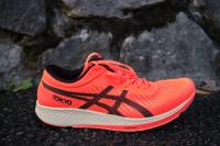 Asics Metaracer profil extérieur