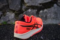 Asics Metaracer trois quart arrière