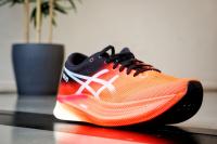 La Asics MetaSpeed Sky de 3 quarts