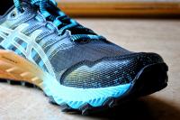 Asics Gel FujiTrabuco 9, l'avant de la chaussure et le pare-pierres