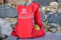 L'arrière du sac de trail Salomon Adv Skin 5