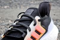 Zoom sur la tige de la Adidas UltraBoost 22