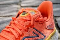 Languette et lacets / New Balance 1080 V12