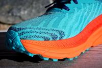 Zoom sur l'avant des Hoka Challenger 7