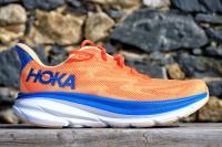 La Hoka Clifton 9 vue de côté