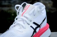 Lacets et languette de la Asics Magic Speed 3