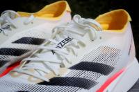 Adidas Adizero Takumi Sen 10. Tige, languette et lacets
