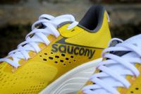 Les Saucony Ride 17, zoom / tige