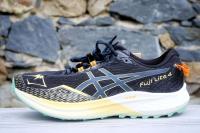 La Asics Fuji Lite 4, vue latérale