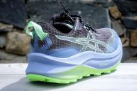 Vue sur le talon, Asics Trabuco Max 3