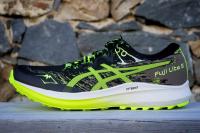Asics Fuji Lite 5, vue de profil