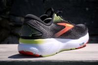 Le talon de la Brooks Launch 16