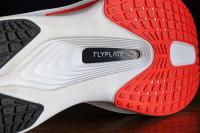 La plaque carbone de la Nike Zoom Fly 6