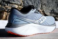 La Saucony Triumph 22, vue arrière
