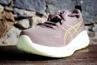 L'avant de la Asics Gel Cumulus 27, toebox