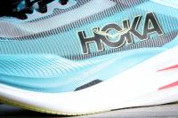 Zoom sur la tige des Hoka Cielo X1 2.0