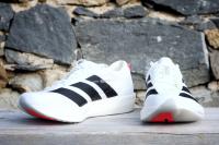 Les adidas Adizero Adios 9