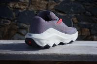La Salomon Ultra Glide 3, vue 3 quarts arrière