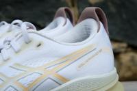 Le contrefort et le col des Asics Gel Kayano 32