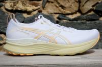 La Asics Gel Kayano 32 de profil