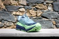 La Hoka Stinson 7, vue 3/4 avant