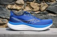 Saucony Triumph 23, vue de côté