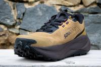 Vue avant 3/4 de la Saucony Xodus Ultra 4