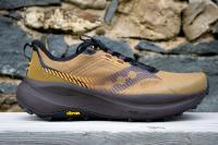 Vue de profil de la Saucony Xodus Ultra 4