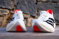 Les adidas Adizero Adios Pro 4